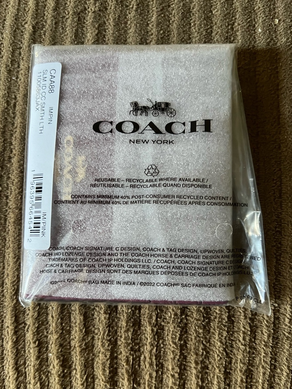 Coach CAA88 Slim ID Card Case nwt - Picture 3 of 5